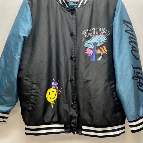 Rue21 Varsity Bomber Jacket Men's Medium Black Teal Trippy Wild Life Graphic EUC - Picture 3 of 13